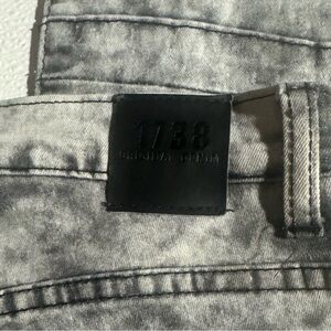 1738 Dynasty Jeans size 12 Slim